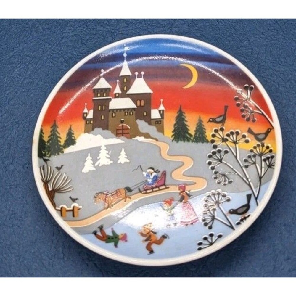 Barbara Furstenhofer Mini 3.75" Porcelain Plate Winter Ice Skating RGM W Germany